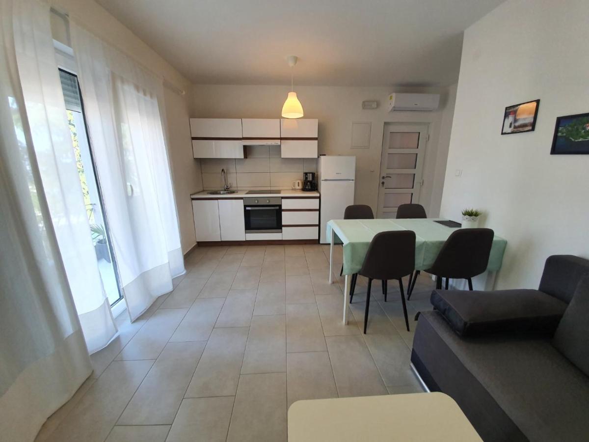 סלצה Apartmani Plaza מראה חיצוני תמונה
